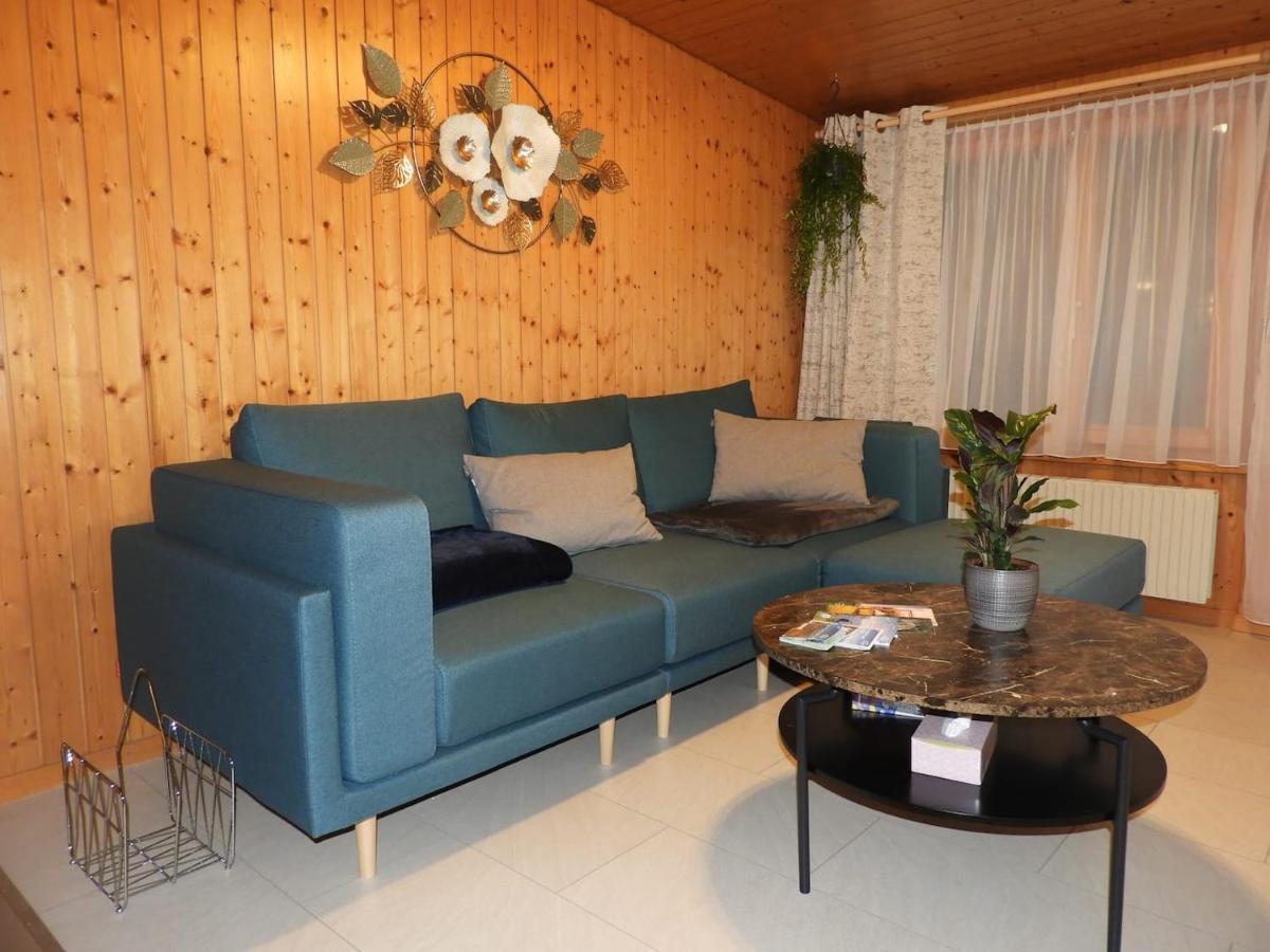 Schoene Ferienwohnung Mit Seeblick Thun Exteriör bild