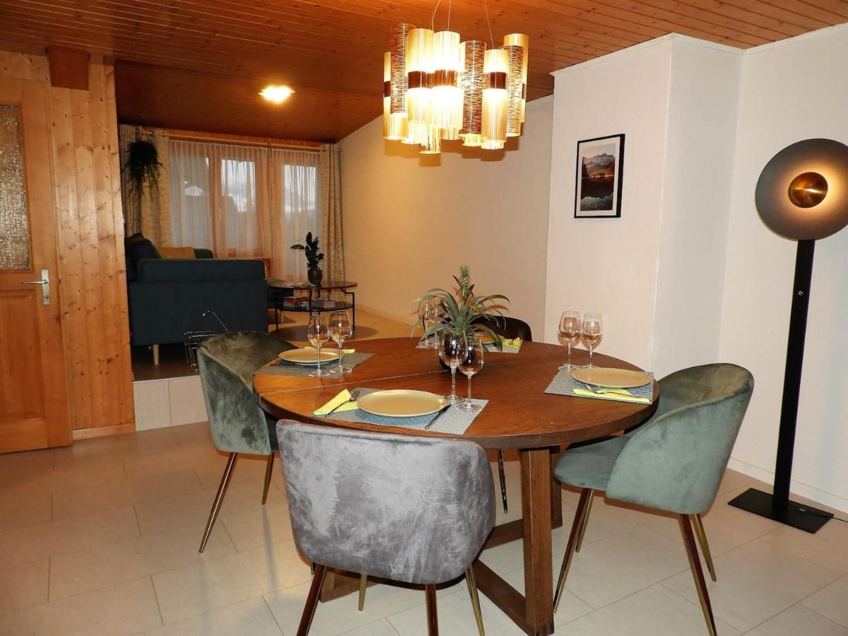 Schoene Ferienwohnung Mit Seeblick Thun Exteriör bild